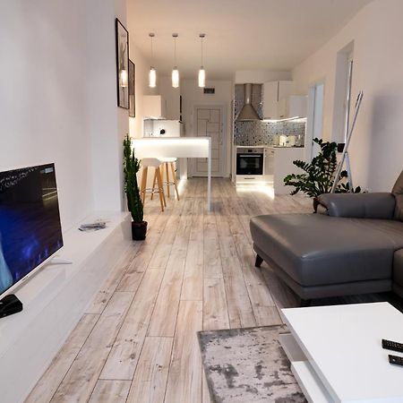 Beautiful Place In The Heart Of The City!!!! Apartment Plovdiv Exterior foto