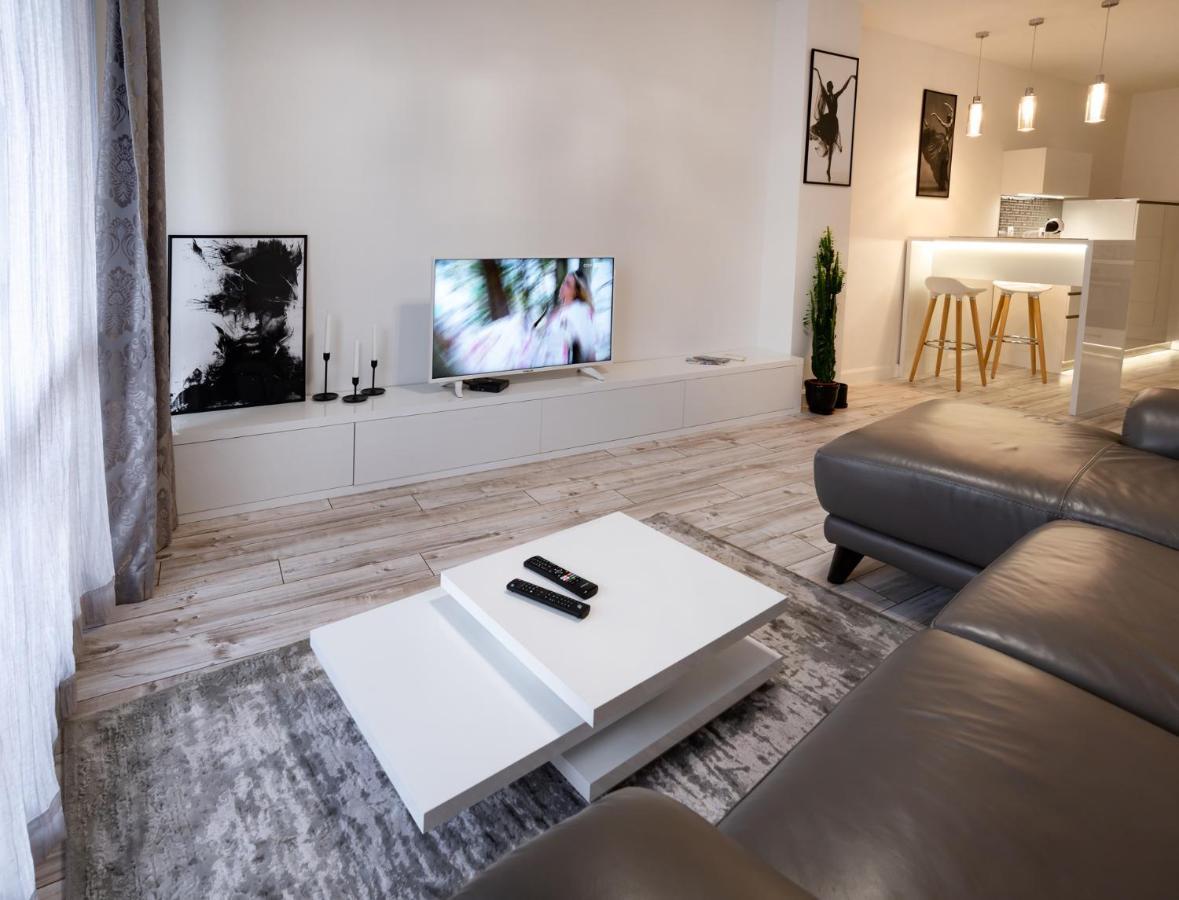 Beautiful Place In The Heart Of The City!!!! Apartment Plovdiv Exterior foto